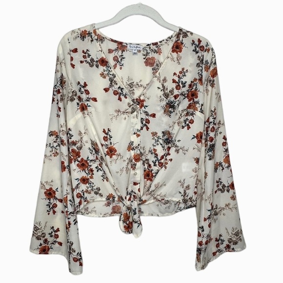 NEW Floral Front Tie Fluted Bell‎ Sleeve Top Size Small​ - Picture 1 of 7